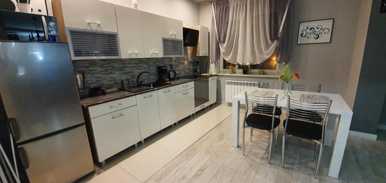 Apartamenty Sofija Deluxe Centrum Zielona Gora  Exterior photo
