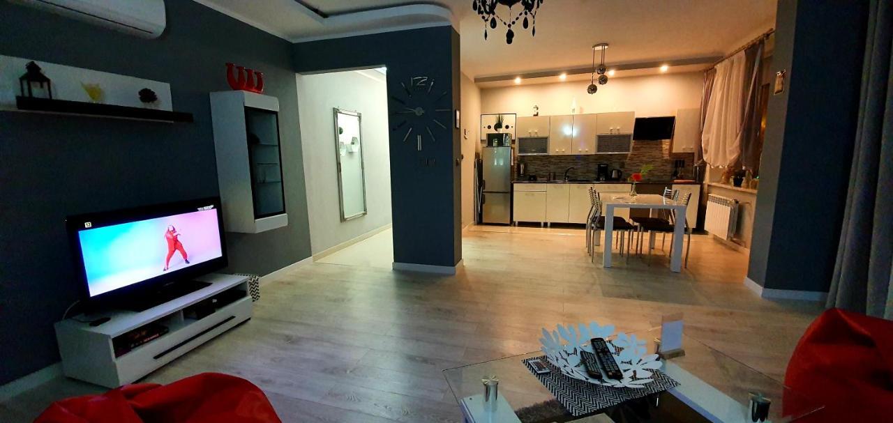 Apartamenty Sofija Deluxe Centrum Zielona Gora  Exterior photo